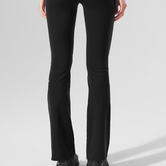 ALO High-Waist Bootcut Leggings - Black (Small) - Picture 11 of 11
